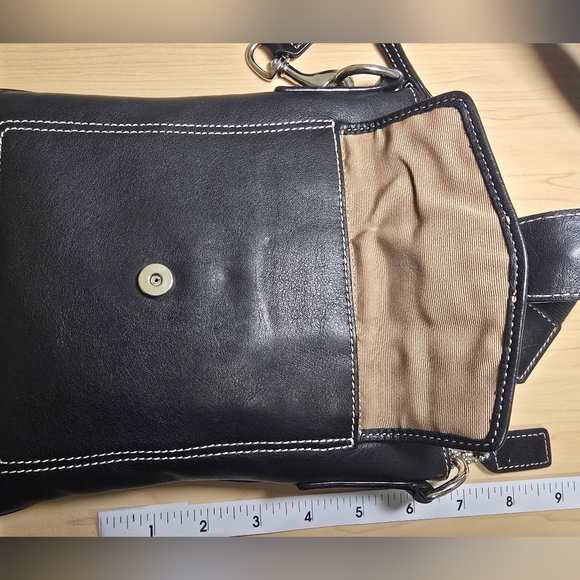 COACH Hampton Swing Pack Black Leather Silver Hardware - Picture 7 of 16